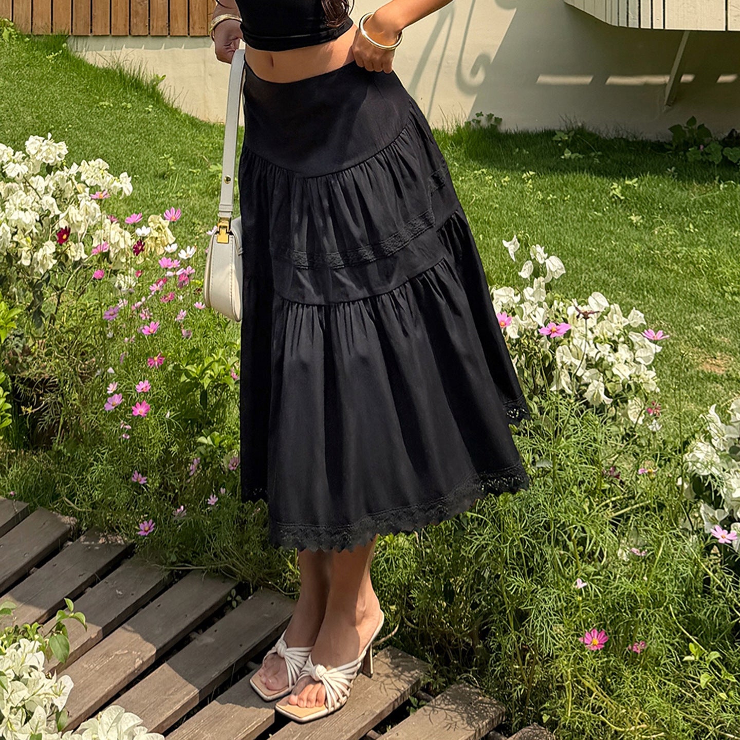 Damen eleganter gestufter Rock mit Spitzendetails