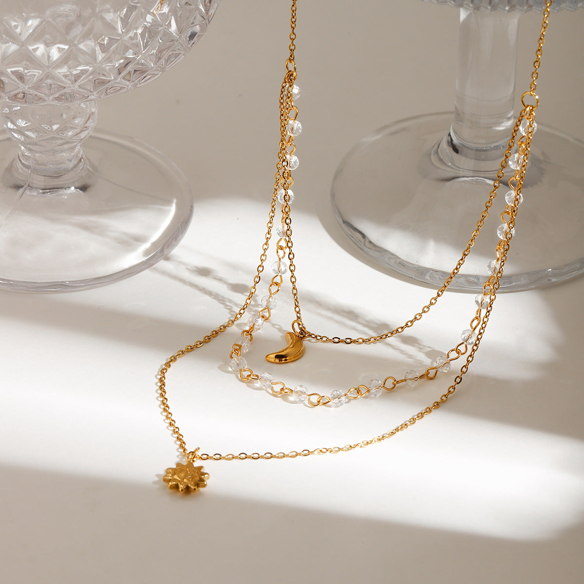 Damen mehrlagige Halskette mit elegantem Mond- und Sonnenanhänger Shop Nory