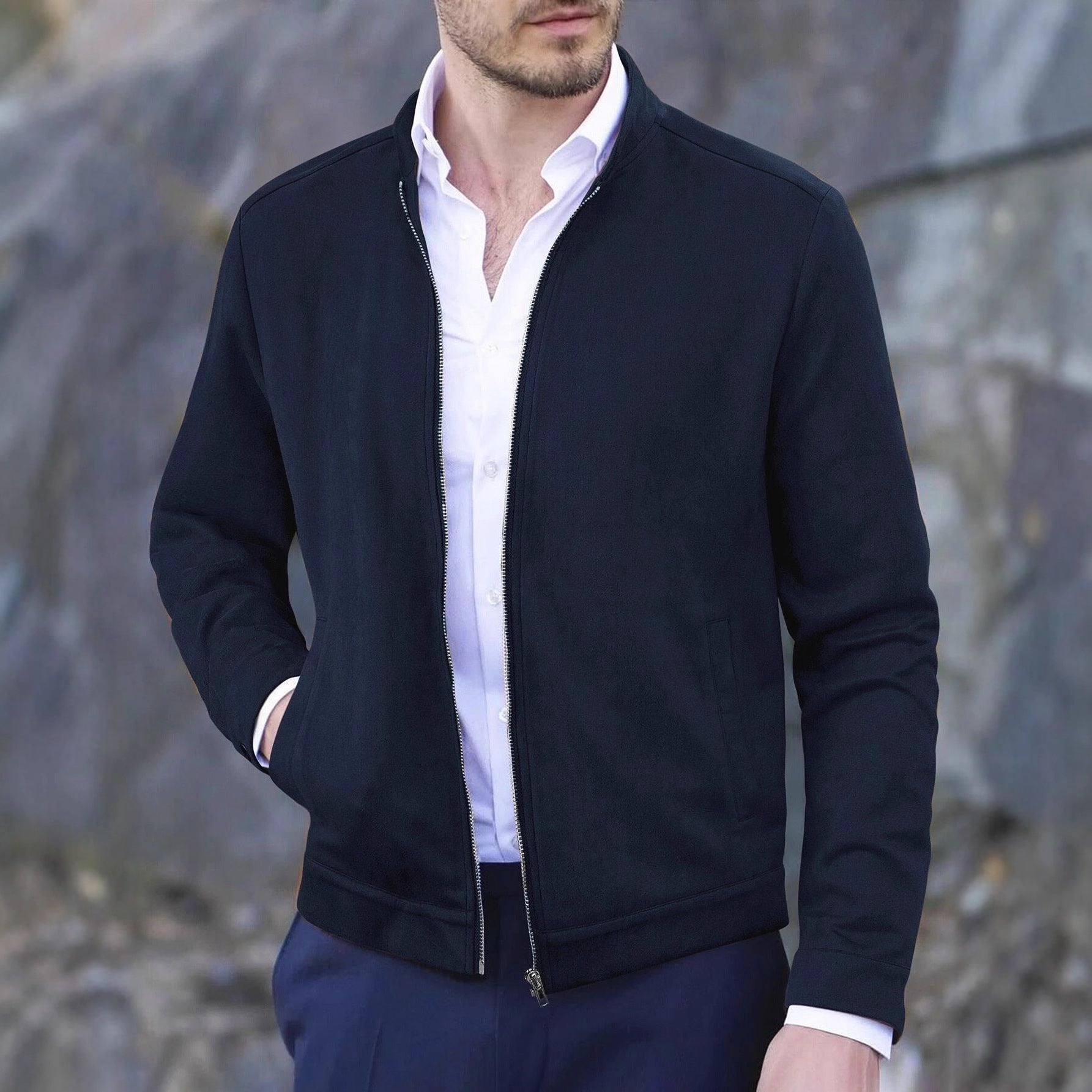 Herren Fleecejacke mit modernem Stehkragen und weichem Innenfutter