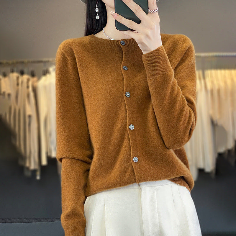 Damen Leichter Feinstrick-Cardigan mit Kaschmir‑Optik, Rundhalsausschnitt und verdeckter Knopfleiste Shop Nory