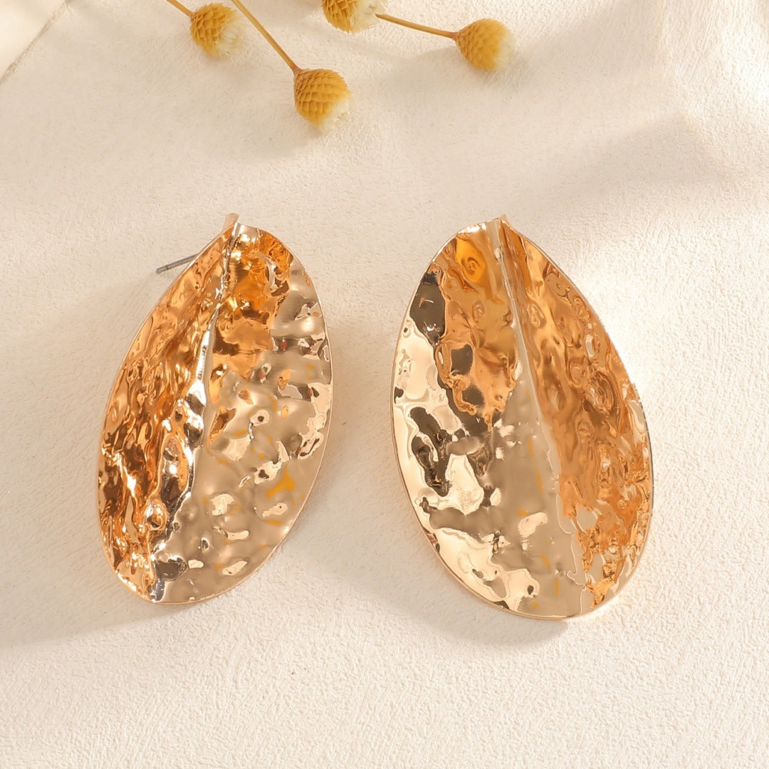 Damen Ohrringe mit modernem, skulpturalem Design Shop Nory