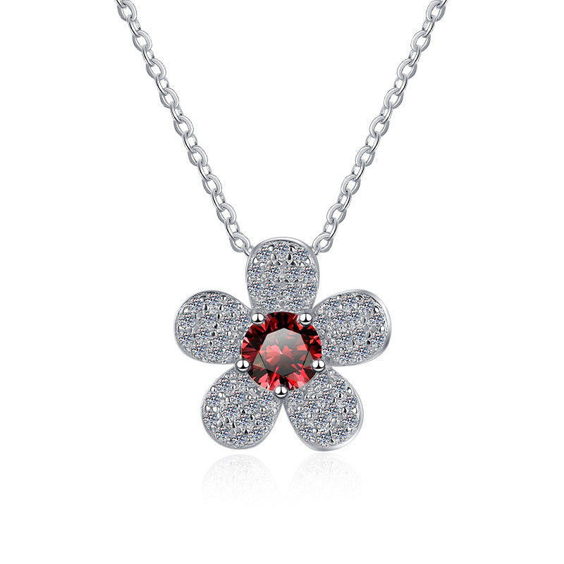 Damen Halskette mit floralen Anhänger und funkelnden Kristallen Shop Nory