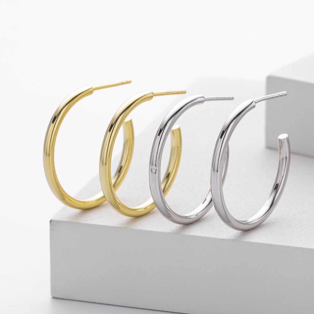 Damen Creolen Ohrstecker aus hochwertigem 925 Sterling Silber mit elegantem, geschwungenem Design Shop Nory