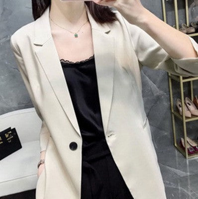 Damen Eleganter Blazer mit modernen Akzenten Shop Nory