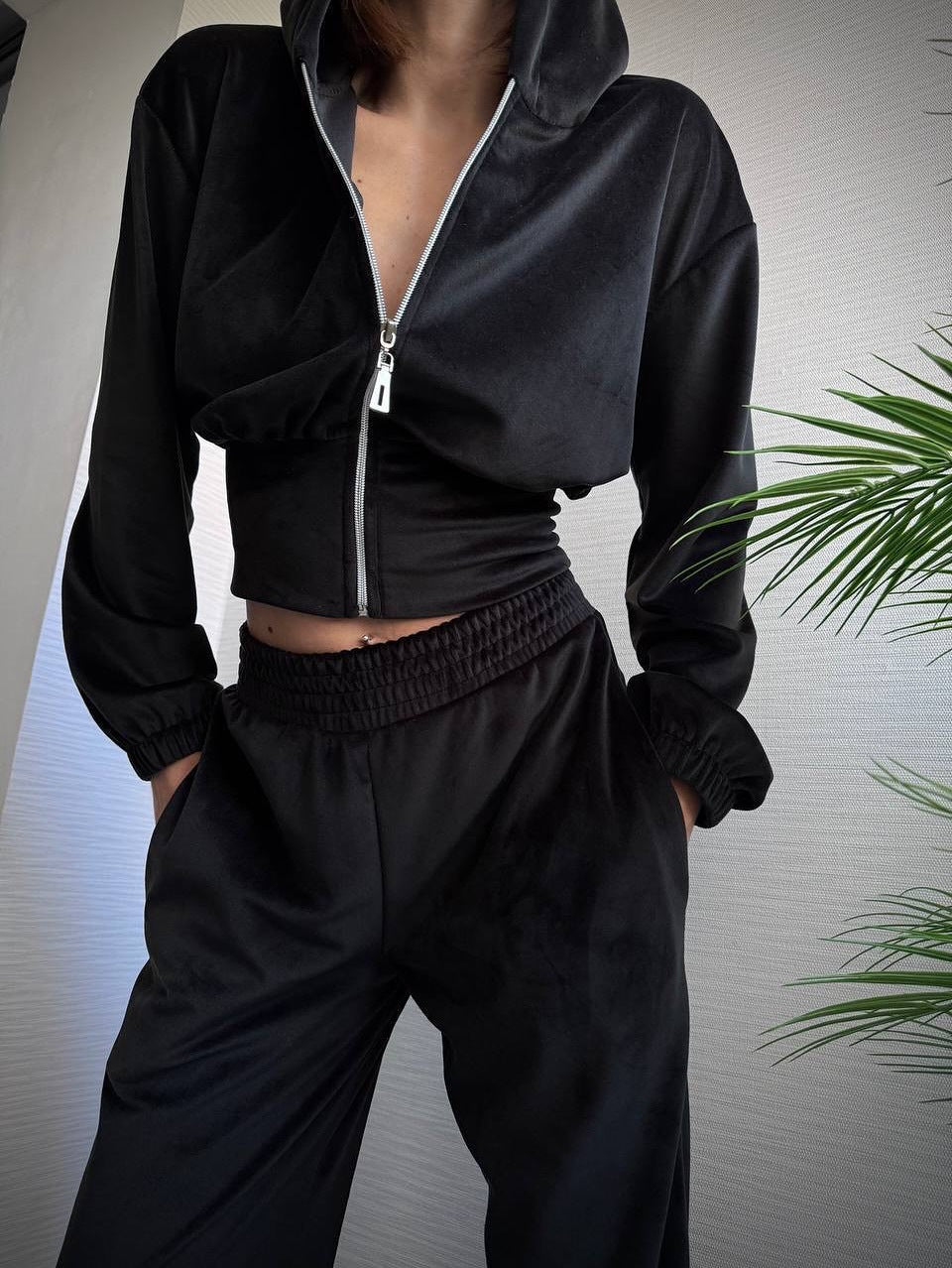 Damen Taillierte Cropped-Kapuzenjacke mit figurformendem Schlauchbund Shop Nory