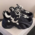 Damen Sportliche Chunky Sneakers mit innovativem Schnürsystem