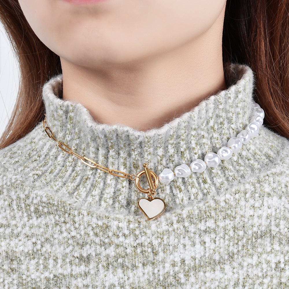 Damen Halskette mit elegantem Herzanhänger und luxuriösen Perlen-Details Shop Nory