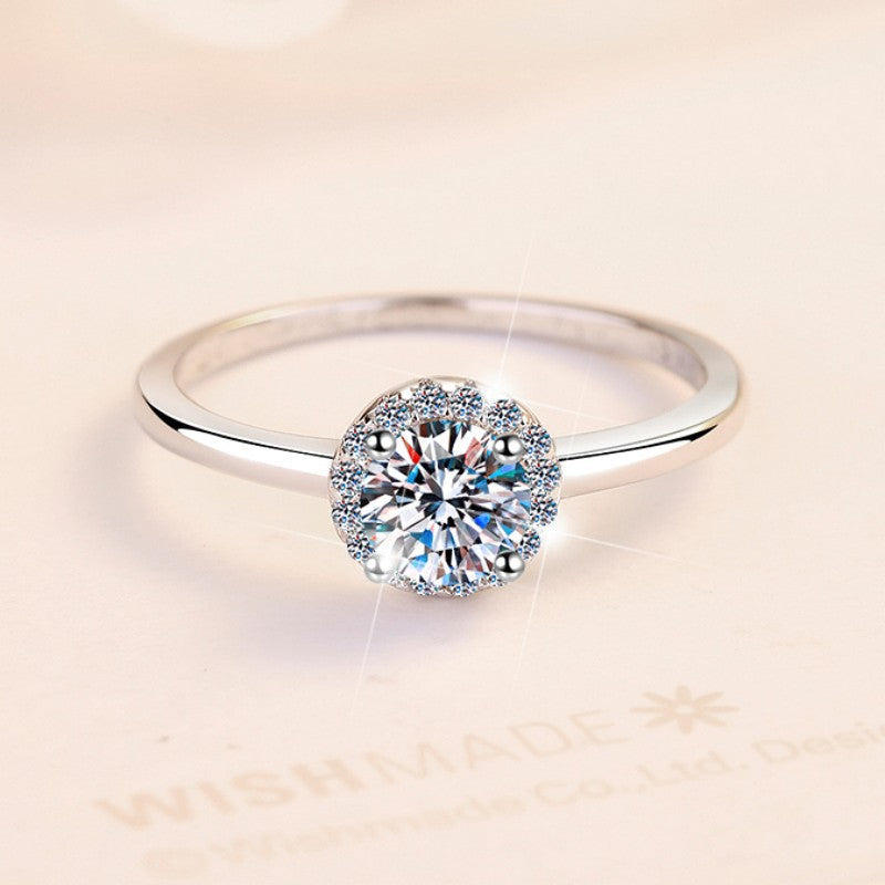 Damen Verlobungsring mit funkelndem Zirkonia und eleganter Fassung Shop Nory