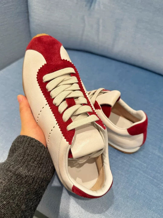Damen Sneakers im eleganten Retro-Design mit atmungsaktiver Oberflächenstruktur