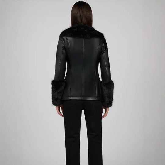 Damen Taillierter Lederimitat-Midimantel mit Wiener Nähten, voluminösem Faux‑Fur‑Schalkragen & Fellmanschetten Shop Nory