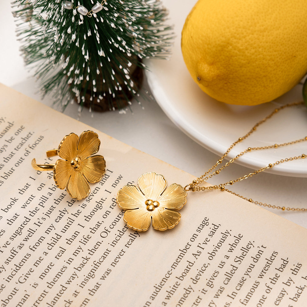 Damen Halskette im floralen Design mit erweiterbarem Edelstahlanhänger Shop Nory
