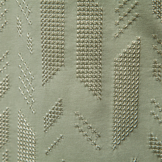 Herren nan Rundhalsshirt aus Baumwollmix mit geometrischer Laserperforation und geradem Schnitt
