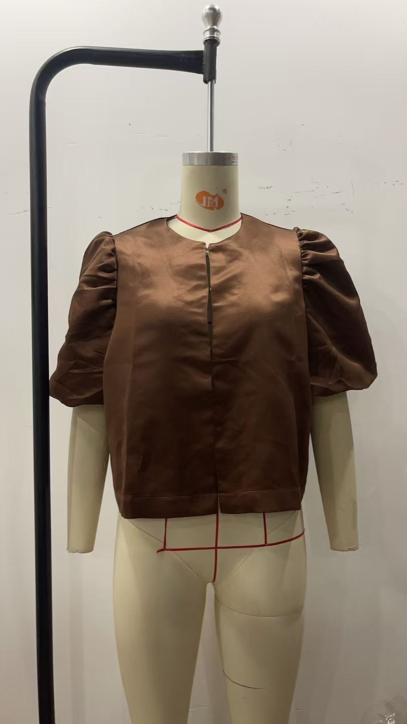 Damen stilvolle Bluse mit puffärmeln