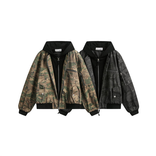 Herren Kurz geschnittener Oversize-Bomber im Layer-Look mit integrierter Kapuze und Camouflage-Jacquard Shop Nory