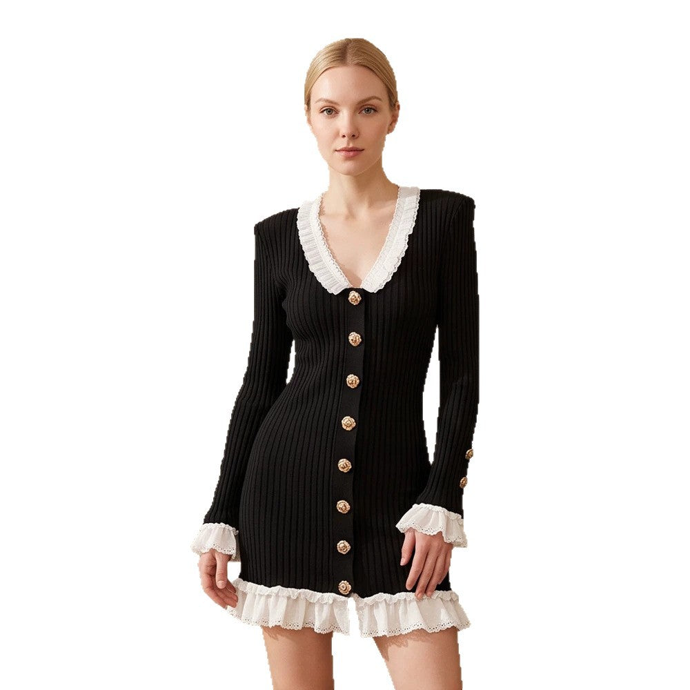 Damen Figurbetontes Rippstrick-Minikleid mit V-Ausschnitt, Spitzenbesatz und Zierknopfleiste Shop Nory