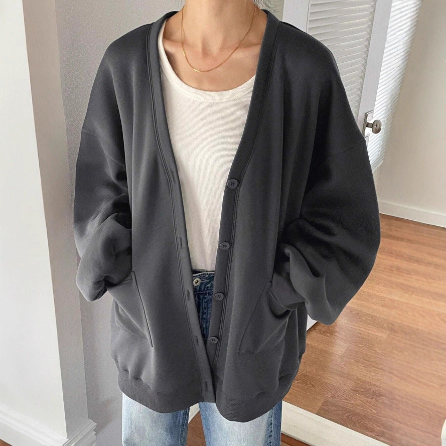 Damen Oversized Sweatcardigan mit Knopfleiste, aufgesetzten Taschen und überschnittener Schulter Shop Nory