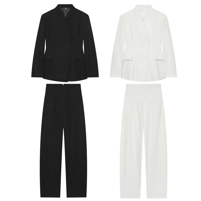 Damen Taillierter kragenloser Blazer mit Pattentaschen und feiner Teilungsnaht Shop Nory