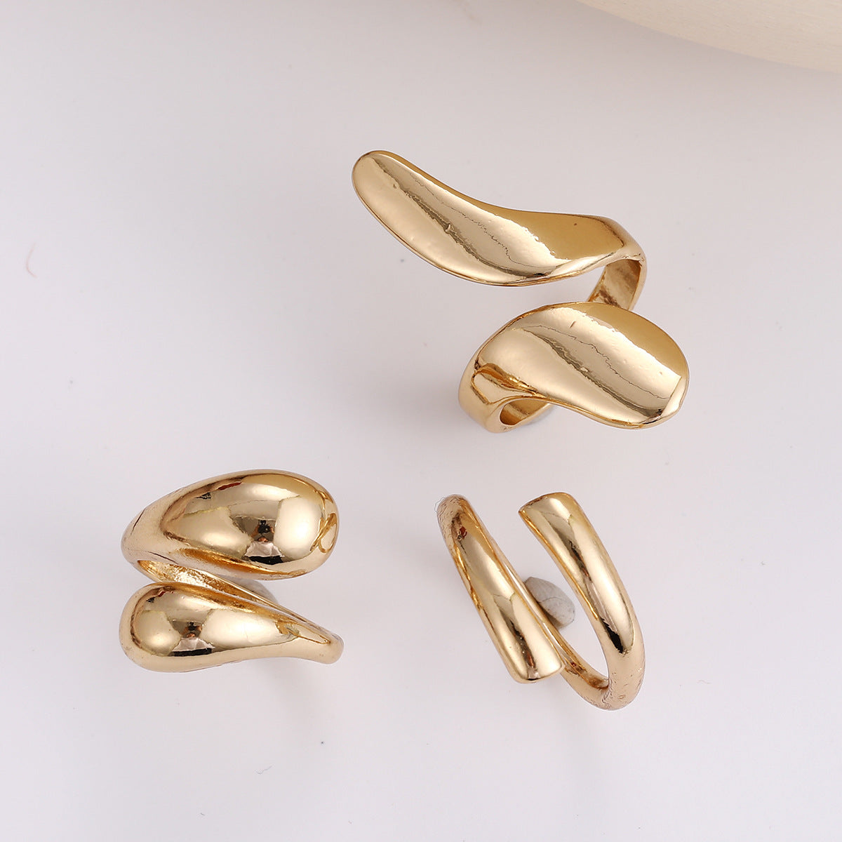 Damen Ring-Set mit modernen und skulpturalen Designs Shop Nory