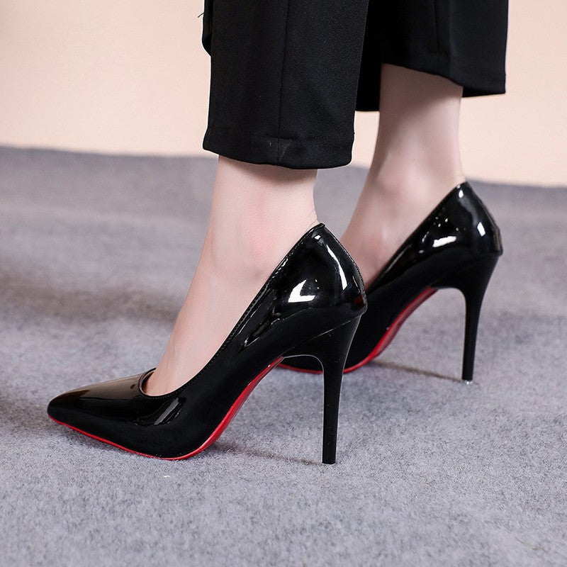 Damen spitze Stiletto-Pumps mit roter Sohle und Lederoptik Shop Nory