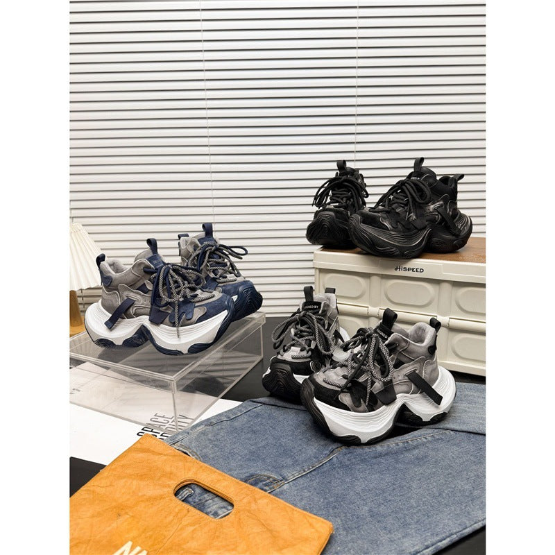 Damen Chunky Plateau-Sneaker mit mehrlagiger sculpted Sohle und Wildleder‑Mesh‑Details Shop Nory