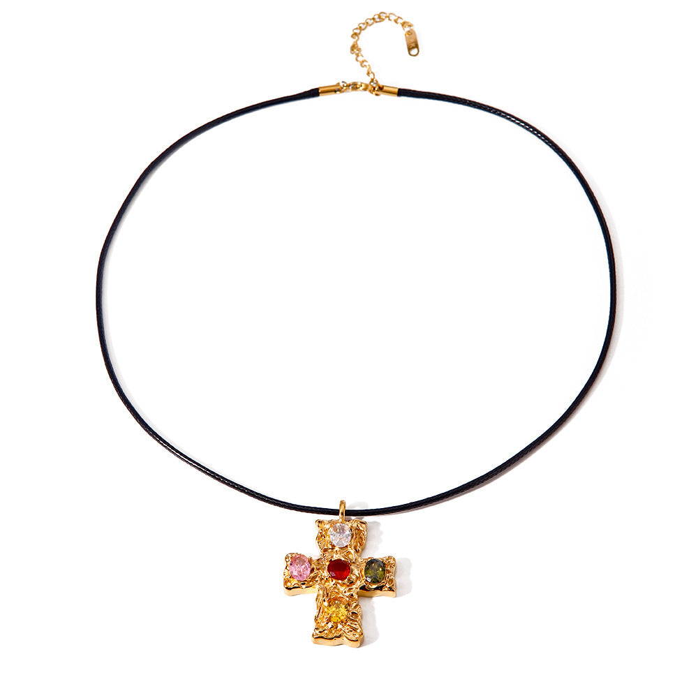 Damen Halskette mit funkelndem Kreuzanhänger und verstellbarem Lederband Shop Nory