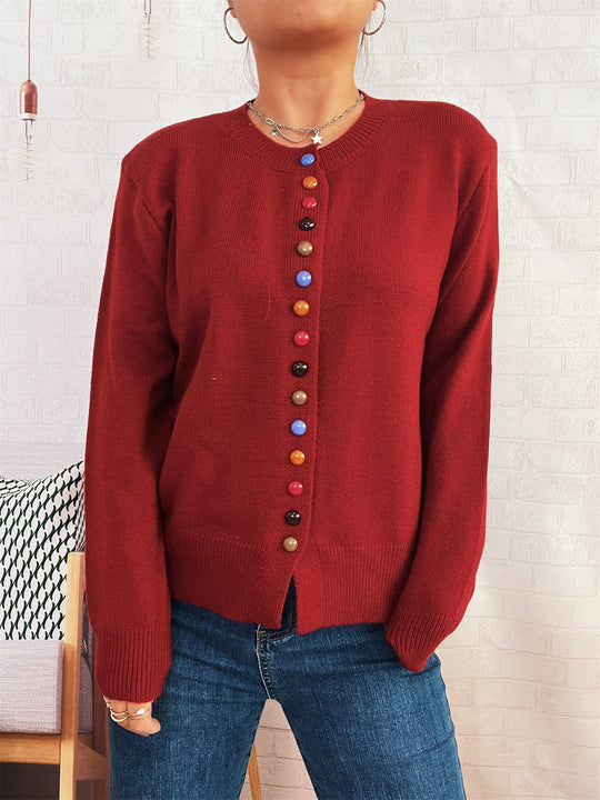 Damen stilvolle Strickjacke mit bunten Knöpfen