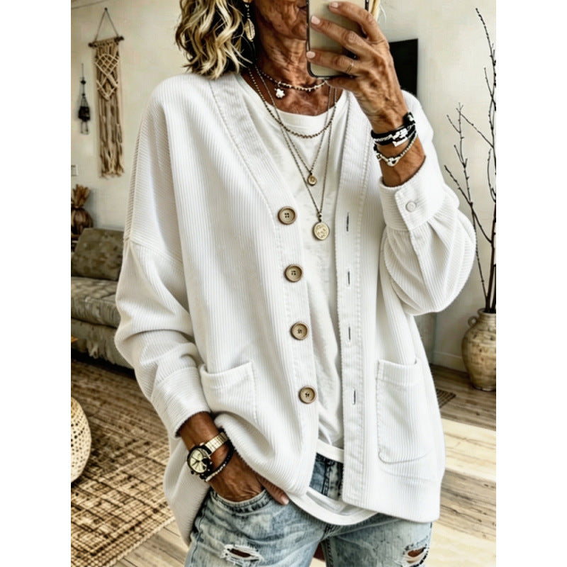 Damen Oversized Cord-Cardigan mit aufgesetzten Taschen und Holzknöpfen Shop Nory