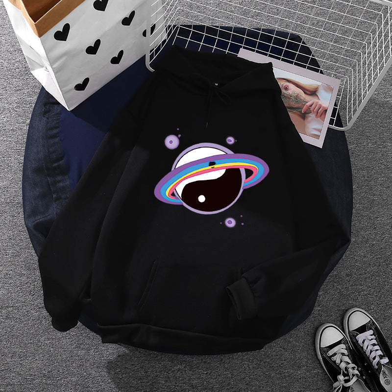 Damen nan Oversized Kapuzenpullover aus Baumwollmischung mit Planeten-Yin‑Yang-Grafik und Kängurutasche Shop Nory
