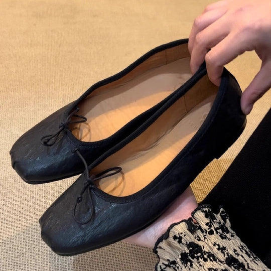 Damen Ballerinas mit quadratischer Zehenform und elegantem Riemenverschluss