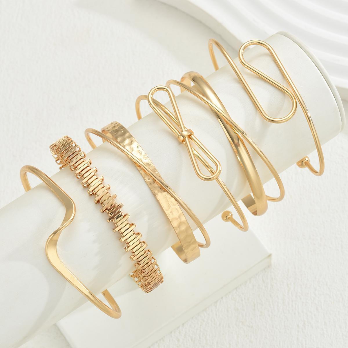 Damen Armreif-Kollektion mit stilvollen und kreativen Designs Shop Nory