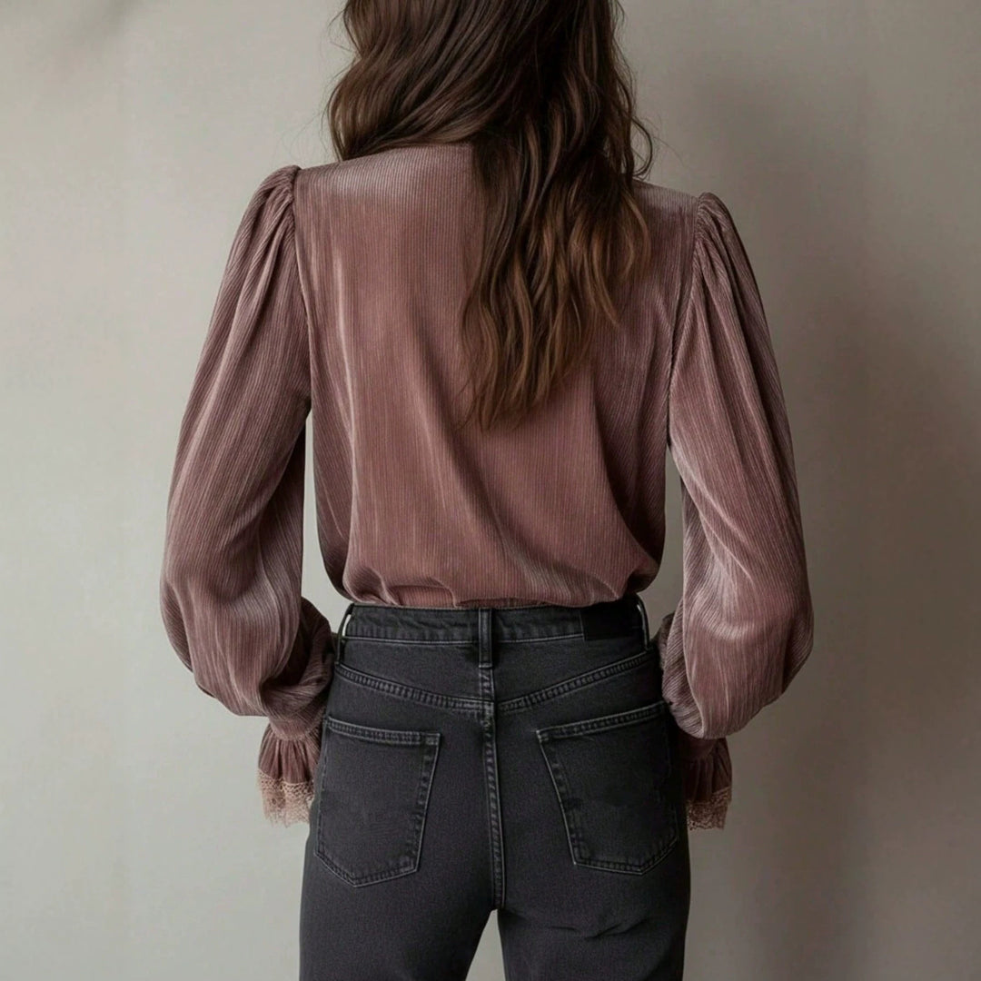 Damen Plissée-Veloursbluse mit Spitzenrüschen und Puffärmeln Shop Nory
