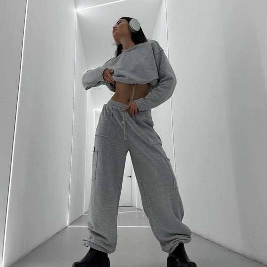 Damen kurzes Sweatshirt mit Kordelzug und Oversize-Ärmeln Shop Nory