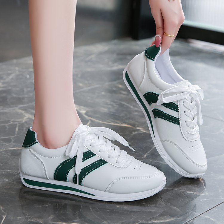Damen Freizeitsneakers mit atmungsaktiven Einsätzen und rutschfester Sohle Shopnory