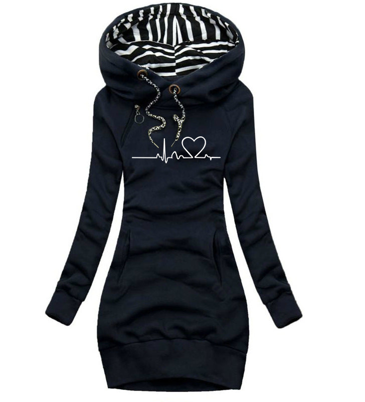 Damen Kapuzen-Sweatkleid mit gestreiftem Kapuzenfutter, Kängurutasche und Herz-EKG-Druck Shop Nory