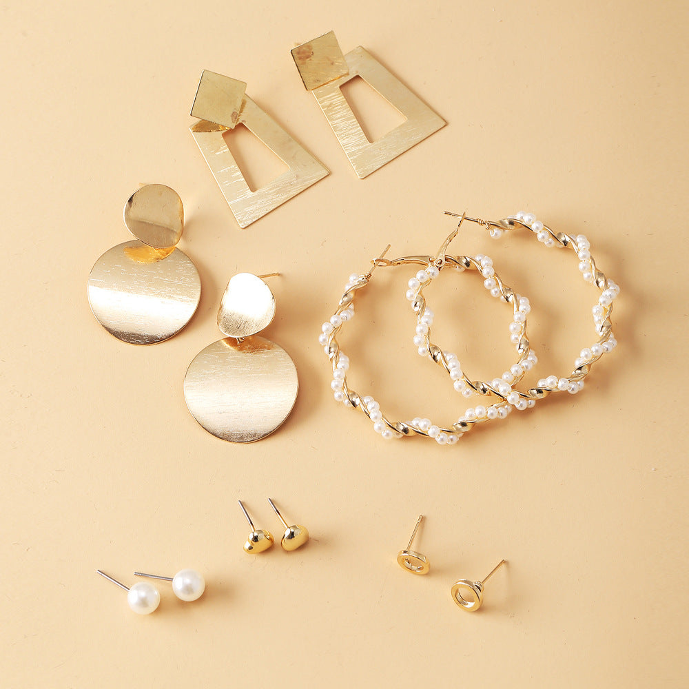 Damen Schmuckset mit eleganten Ohrringen und modischen Anhängern Shop Nory