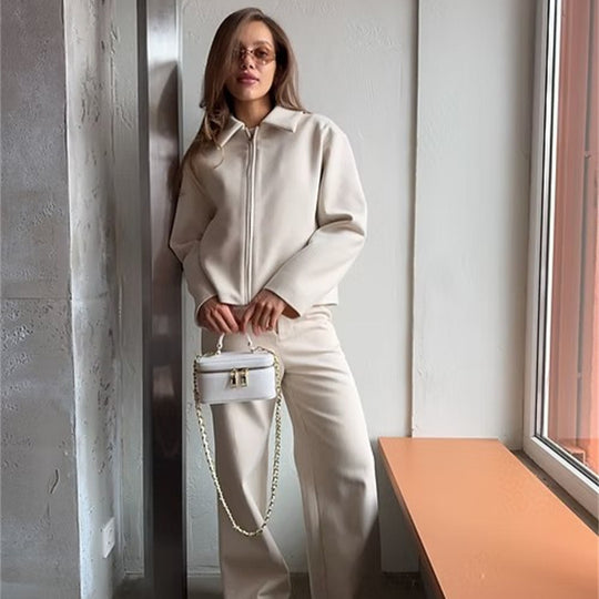 Damen Kurzjacke im Boxy-Schnitt mit Reißverschluss und Reverskragen Shop Nory