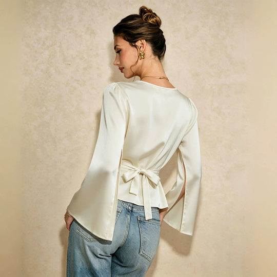 Damen elegante Satinbluse mit Wasserfallausschnitt, taillierter Silhouette und langen Ärmelschlitzen Shop Nory