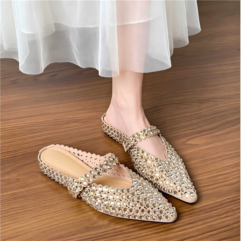 Damen spitz zulaufende Mule mit funkelnden Kristallapplikationen und Riemchen Shop Nory