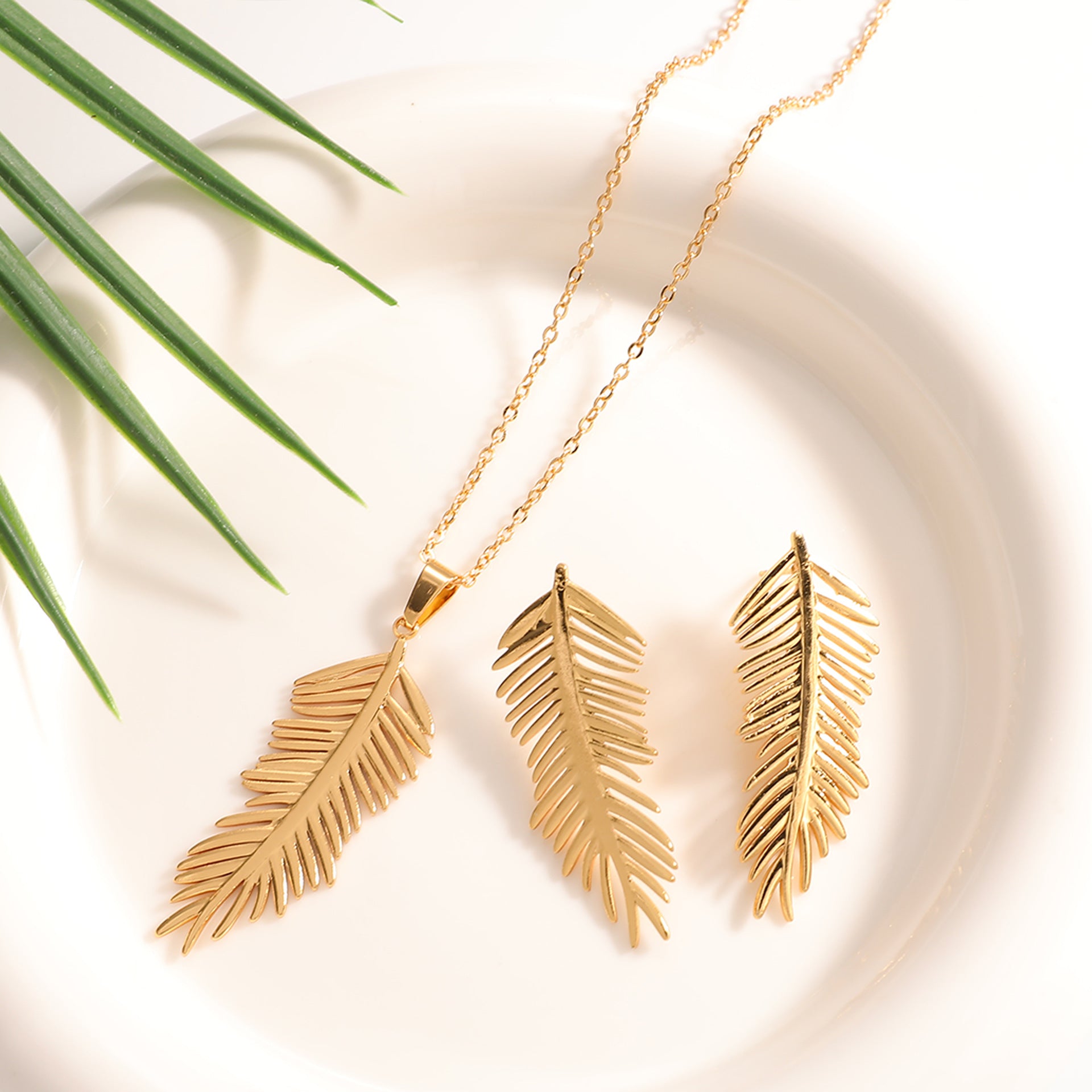 Damen Schmuckset mit filigranem Blattdesign Shop Nory