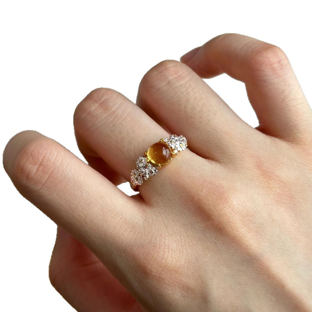 Damen Zarter Ring mit kunstvoller Edelsteinverzierung Shop Nory