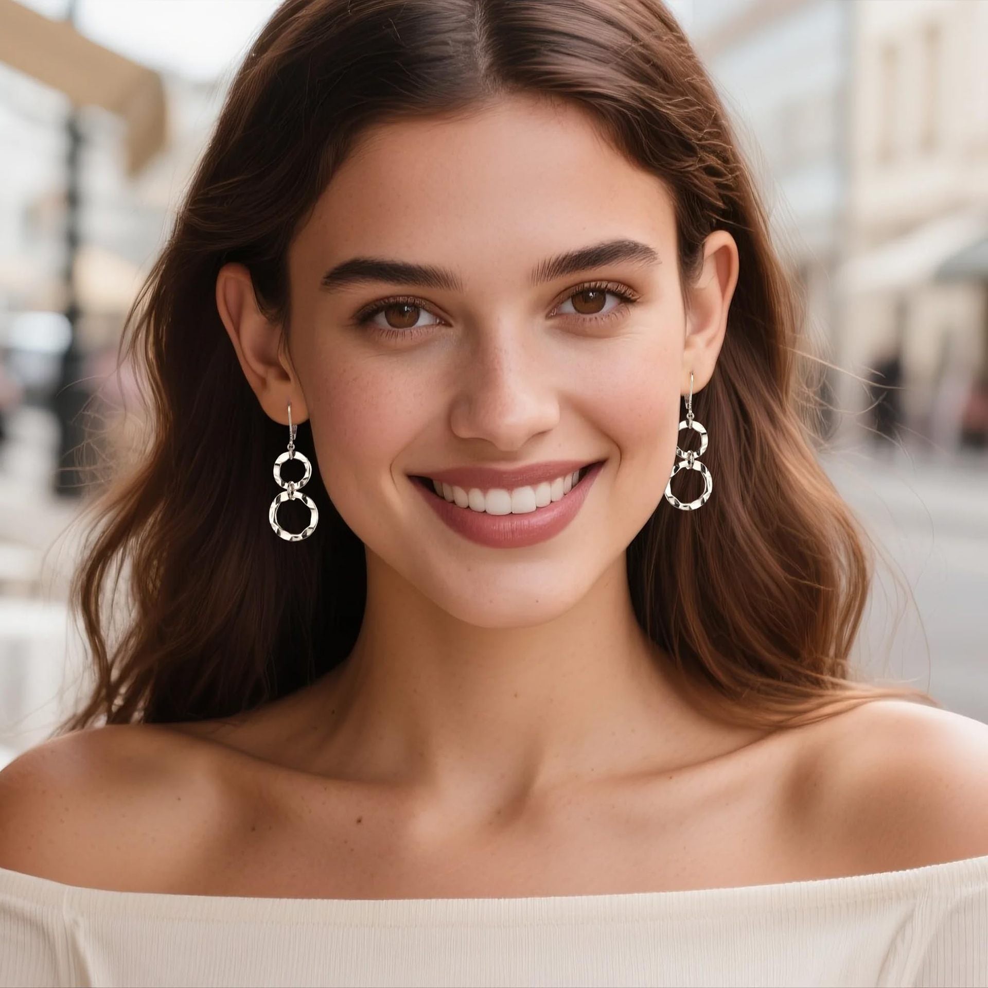 Damen Ohrhänger mit doppeltem Ringdesign und elegantem Glitzereffekt Shop Nory