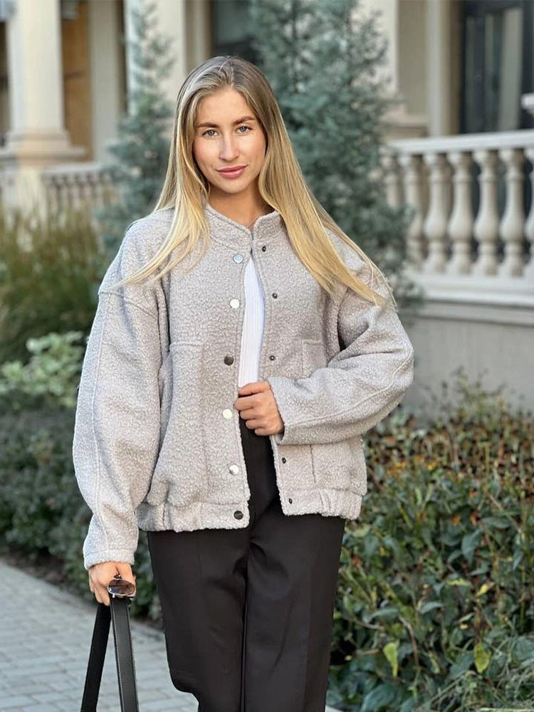 Damen Teddy-Fleece Bomberjacke im Boxy-Cut mit Druckknopfverschluss und aufgesetzten Taschen Shop Nory