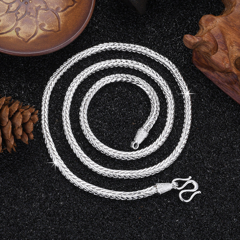 Herren Edelstahl Halskette mit modernem Design und filigranen Akzenten Shop Nory