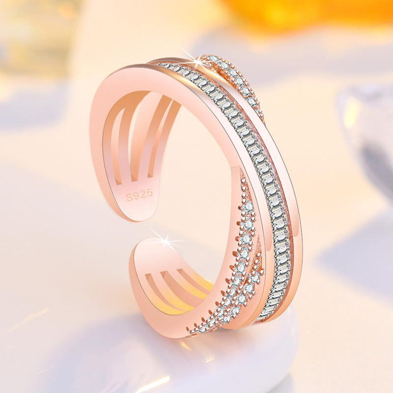Damen Offener Ring mit filigranem Design und funkelnden Zirkonia Shop Nory