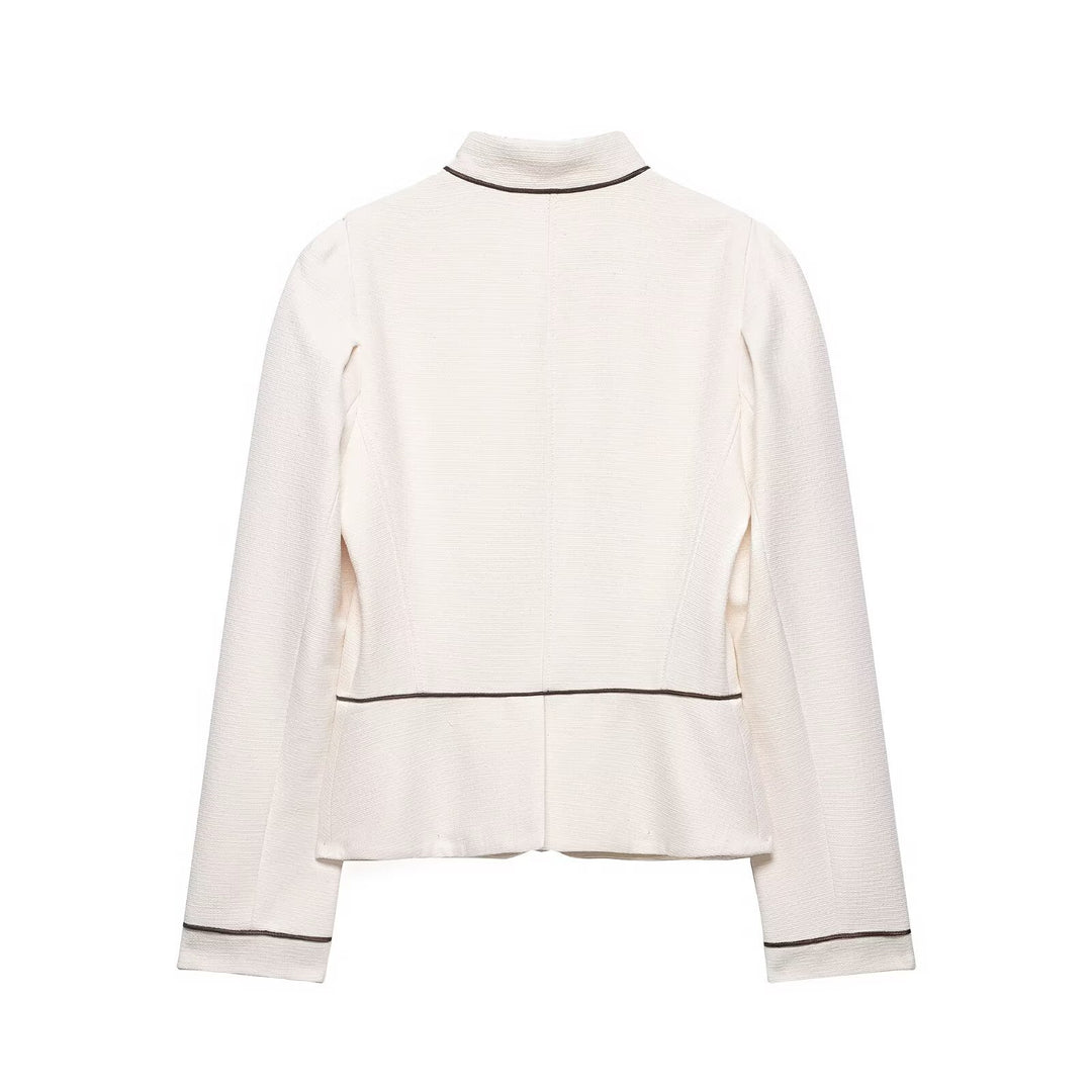 Damen Kurzblazer im Bouclé‑Look mit Stehkragen, dekorativer Paspelierung und bezogenen Knöpfen Shop Nory