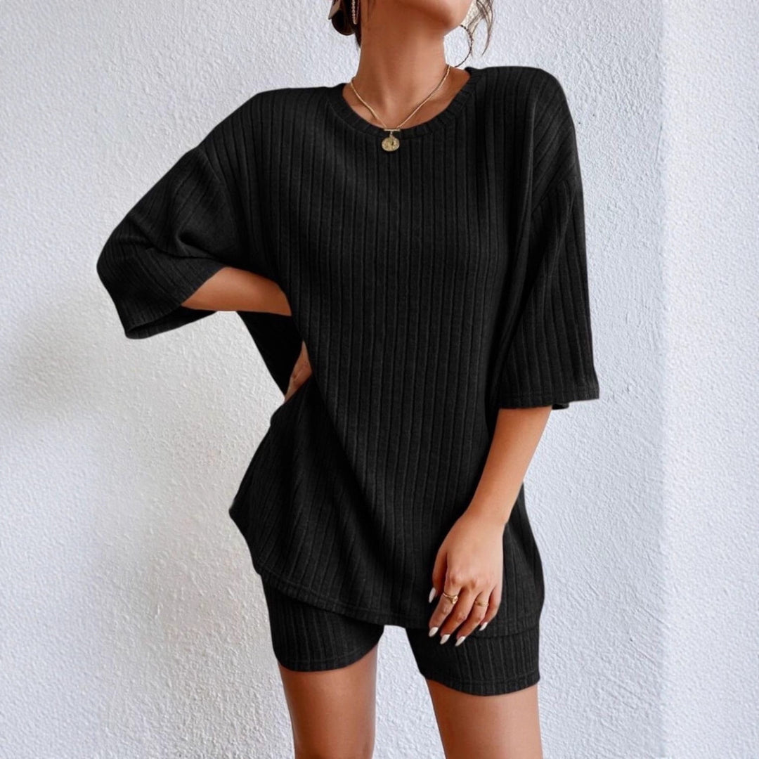 Damen Lässiges Rippstrick-Lounge-Set mit Oversize-Kurzarmoberteil und High-Waist-Biker-Shorts Shop Nory