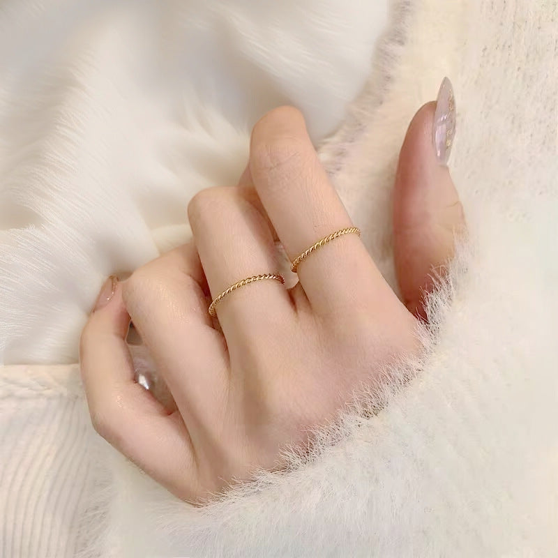 Damen Eleganter gedrehter Ring aus hochwertigem Edelstahl Shop Nory