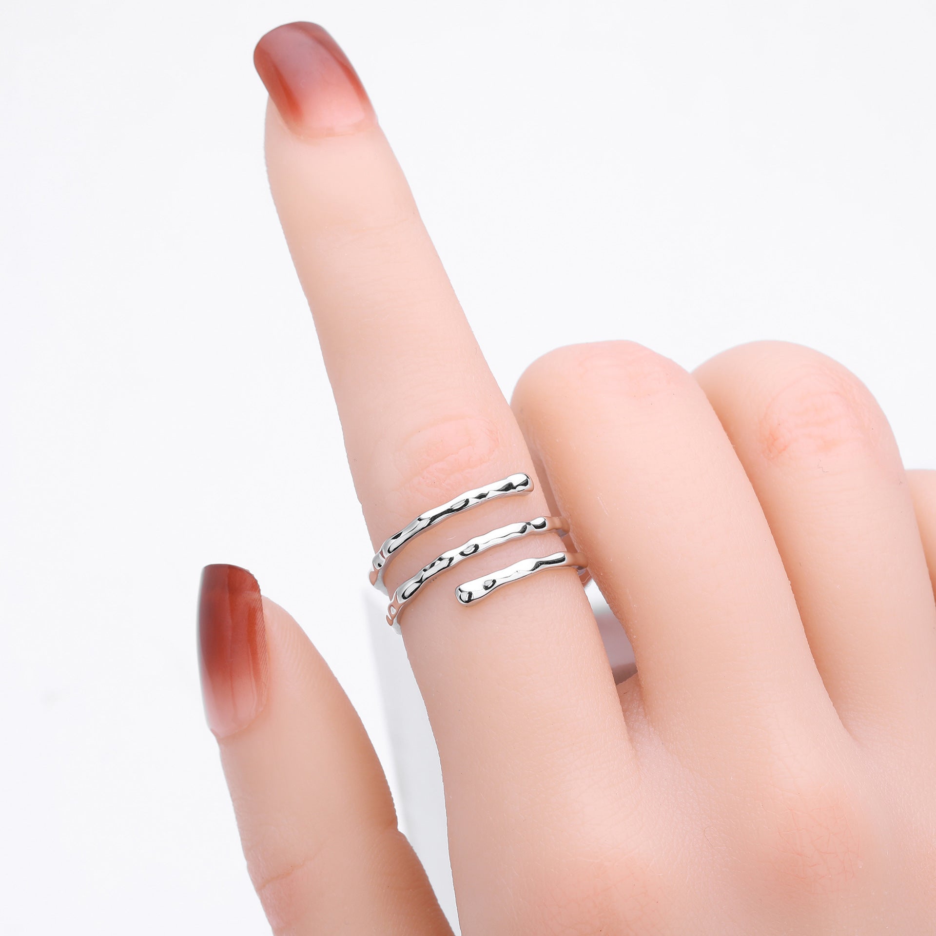Damen Ring mit kreativem, gewelltem Design aus 925 Sterling Silber Shop Nory