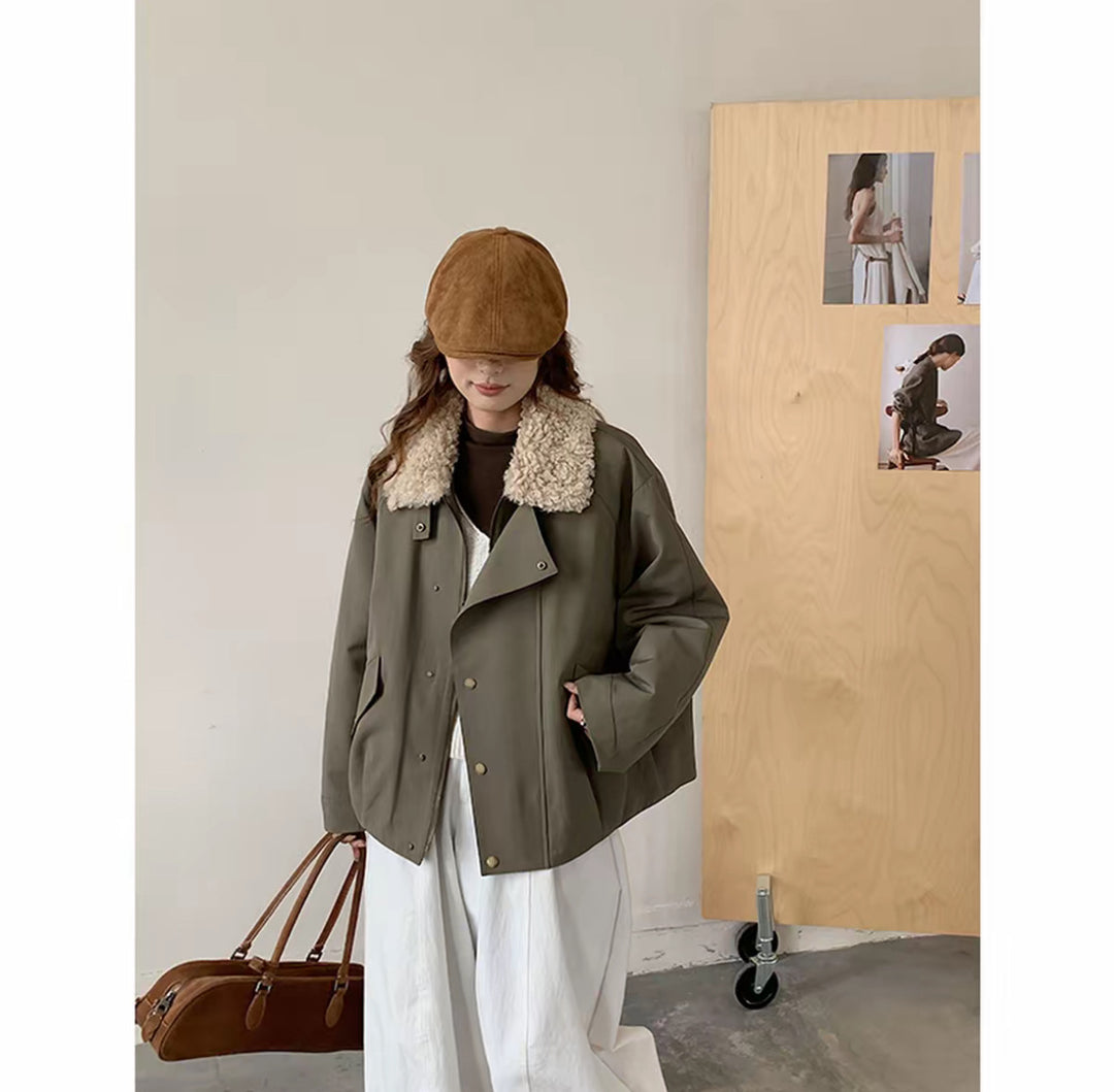 Damen Kurze Oversize-Boxy-Jacke mit Teddykragen und Druckknopfverschluss Shop Nory