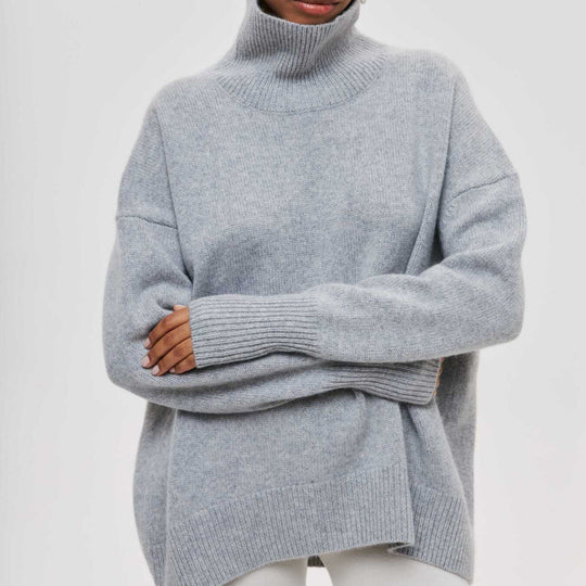 Damen Kuscheliger Oversize Rollkragenpullover mit verdeckten Seitenschlitzen und extra langem Rippbund Shop Nory